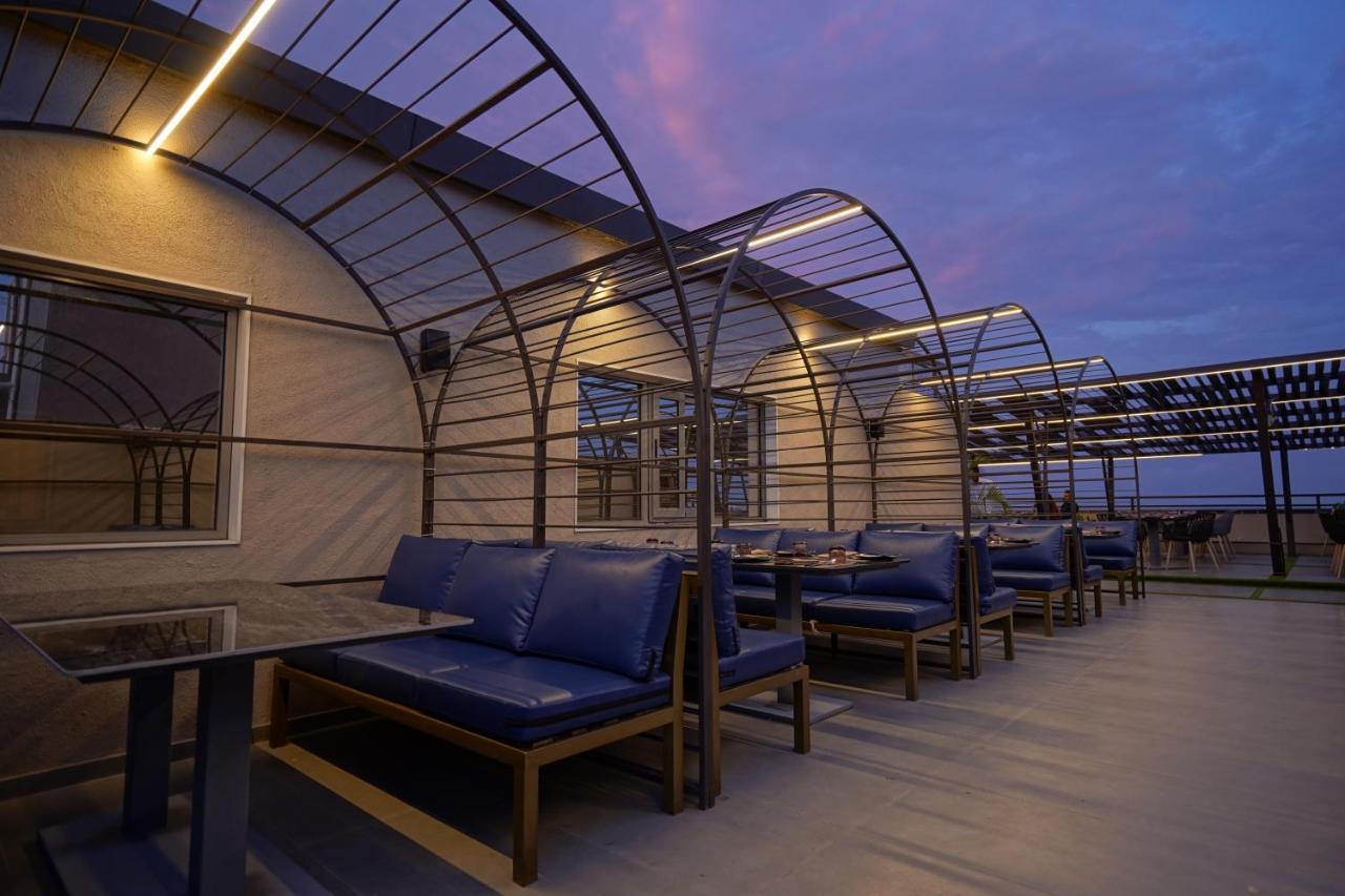The Galleria Hotel Rajkot Exterior photo