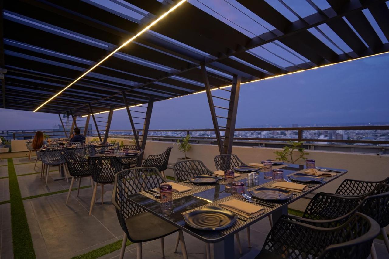 The Galleria Hotel Rajkot Exterior photo